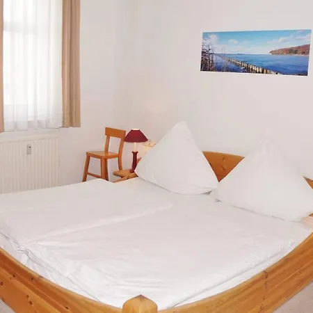 Apartamento Anbau Waldhotel - Ferienwohnung 45104 3*